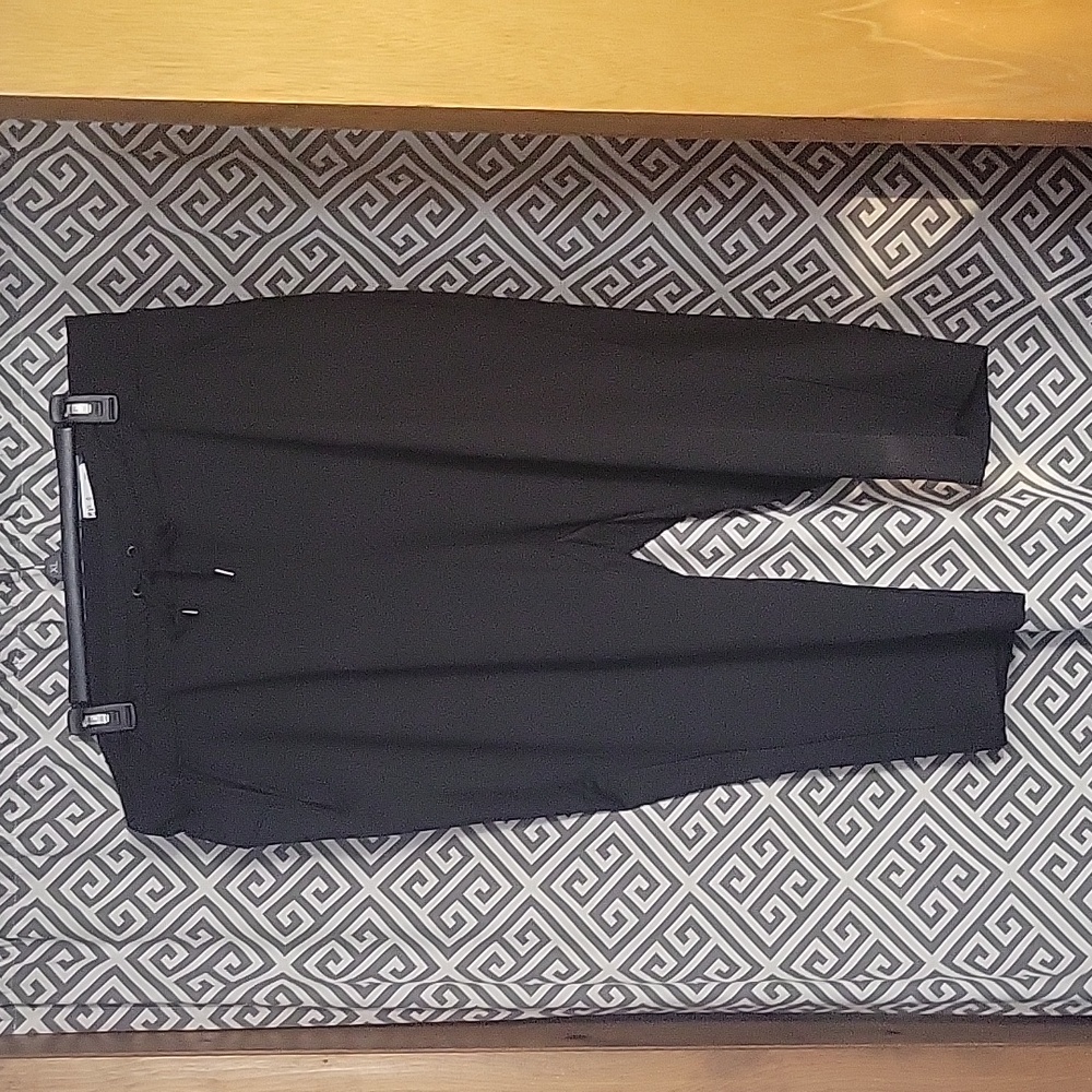 Active workout/hiking capris